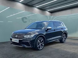 Schwarz Gebraucht 2024 VW Tiguan Allspace R-line SUV | 44.695 € (Fairer Preis)