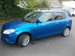 Blau Gebraucht 2014 Skoda Fabia Elegance Kleinwagen | 4.750 € (Superpreis)