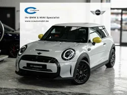 Weiß Gebraucht 2021 Mini Cooper SE Classic Kleinwagen | 16.889 € (Fairer Preis)