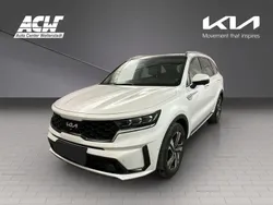 Snow white pearl Gebraucht 2022 Kia Sorento Platinum SUV | 38.877 € (Fairer Preis)