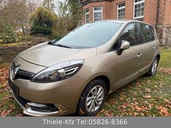 Gold Gebraucht 2014 Renault Scénic III Van / Kleinbus | 6.200 € (Fairer Preis)