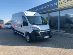 Weiß Gebraucht 2024 Opel Movano Van | 28.401 € (Guter Preis)