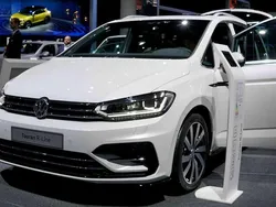 Wählbar (bei metallic +) Neu 2025 VW Touran Highline Van / Kleinbus | 35.705 € (Fairer Preis)