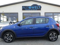Blau Gebraucht 2020 Dacia Sandero Kleinwagen | 12.680 € (Guter Preis)