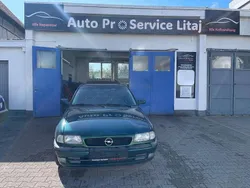 Grün Gebraucht 1997 Opel Astra Limousine | 790 € (Guter Preis)