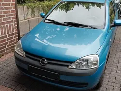 Blau Gebraucht 2001 Opel Corsa Limousine | 650 € (Superpreis)