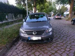 Grau Gebraucht 2006 VW Golf Plus Cross Van / Kleinbus | 2.700 € (Fairer Preis)