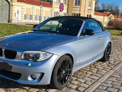 Blau Gebraucht 2012 BMW 118 Cabriolet Cabrio | 12.900 € (Teuer)