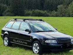 Blau Gebraucht 1996 Audi A4 Kombi | 2.699 €