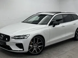 Crystal white (metallic) Gebraucht 2020 Volvo V60 Kombi | 38.400 € (Teuer)