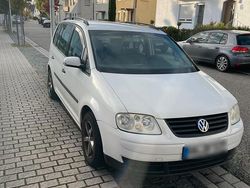 Weiß Gebraucht 2004 VW Touran Van / Kleinbus | 1.290 € (Fairer Preis)