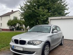 Silber Gebraucht 2009 BMW 116 Kleinwagen | 2.200 € (Guter Preis)