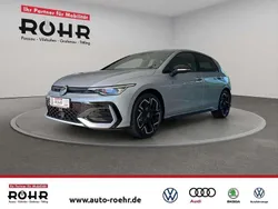 Oystersilvermetallic Gebraucht 2025 VW Golf VIII R-line Limousine | 29.650 € (Fairer Preis)