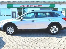 Icesilverpearleffect Gebraucht 2016 Subaru Outback SUV | 16.990 € (Guter Preis)