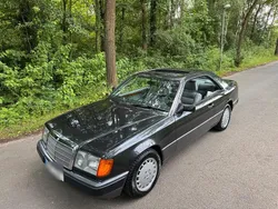 Grau Gebraucht 1992 Mercedes 230 Coupé | 14.900 €