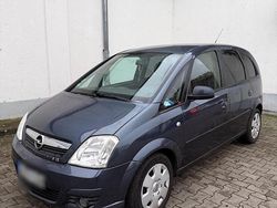 Blau Gebraucht 2007 Opel Meriva Van / Kleinbus | 2.800 € (Etwas zu teuer)