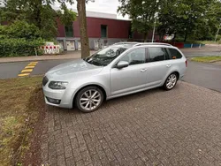 Silber Gebraucht 2013 Skoda Octavia Kombi | 5.999 € (Superpreis)