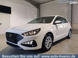 Atlasweiß Neu 2024 Hyundai i30 Edition Limousine | 19.450 € (Guter Preis)