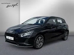 Schwarz Neu 2025 Hyundai i20 Trend Limousine | 22.989 € (Fairer Preis)