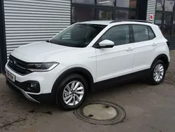 Pure white Gebraucht 2021 VW T-Cross Life SUV | 19.390 € (Guter Preis)