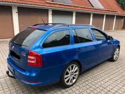 Blau Gebraucht 2009 Skoda Octavia RS Kombi | 2.490 € (Superpreis)