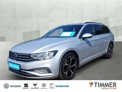 Silbern Gebraucht 2022 VW Passat Business Kombi | 25.940 € (Fairer Preis)