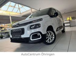 Weiß Gebraucht 2022 Citroën Berlingo Feel Van / Kleinbus | 14.290 € (Fairer Preis)