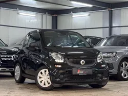 Schwarz Gebraucht 2016 Smart ForTwo Coupé Coupé | 7.890 € (Guter Preis)