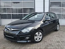Schwarz Gebraucht 2011 Hyundai i30 Edition Limousine | 4.490 € (Fairer Preis)