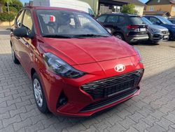 Rot Gebraucht 2025 Hyundai i10 Comfort Kleinwagen | 16.990 € (Fairer Preis)