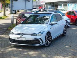 Weiß Gebraucht 2020 VW Golf VIII R-line Limousine | 20.990 € (Fairer Preis)