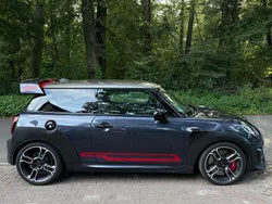 Grau Gebraucht 2020 Mini John Cooper Works Kleinwagen | 37.850 € (Fairer Preis)