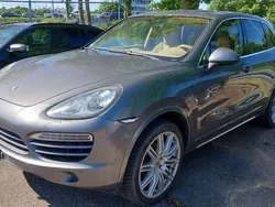 Grau Gebraucht 2014 Porsche Cayenne SUV | 19.999 € (Superpreis)