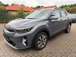 Grau Gebraucht 2021 Kia Stonic Vision SUV | 14.995 € (Fairer Preis)
