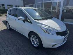 Weiß Gebraucht 2016 Nissan Note Acenta+ Van / Kleinbus | 12.480 € (Fairer Preis)