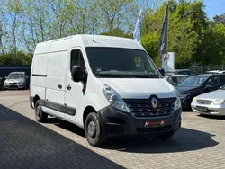 Weiß Gebraucht 2015 Renault Master Van | 12.990 € (Fairer Preis)
