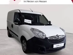 Polarweiß Gebraucht 2017 Opel Combo Van / Kleinbus | 10.390 € (Etwas zu teuer)