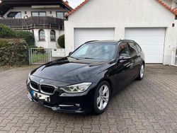 Schwarz Gebraucht 2012 BMW 320 Sport Line Kombi | 7.500 € (Fairer Preis)