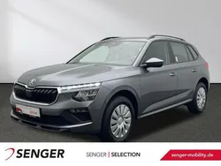 Grau Gebraucht 2025 Skoda Kamiq Essence SUV | 20.880 € (Fairer Preis)