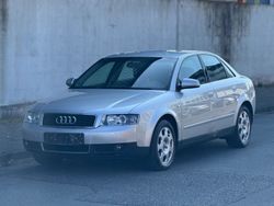 Silber Gebraucht 2000 Audi A4 Limousine | 1.500 € (Guter Preis)