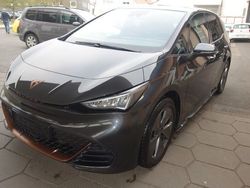 Quasargrau Gebraucht 2022 Cupra Born Kleinwagen | 24.900 € (Fairer Preis)