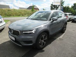 Grau Gebraucht 2020 Volvo XC40 Inscription SUV | 29.490 € (Guter Preis)