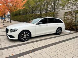 Weiß Gebraucht 2017 Mercedes E220 Avantgarde Kombi | 22.500 € (Guter Preis)