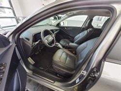 Grau Gebraucht 2023 Kia e-Niro Spirit SUV | 25.390 € (Guter Preis)