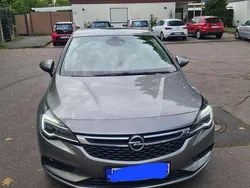Grau Gebraucht 2017 Opel Astra Innovation Kleinwagen | 9.000 € (Fairer Preis)
