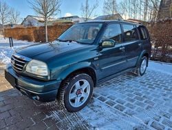 Grün Gebraucht 2002 Suzuki Grand Vitara Limited SUV | 5.450 € (Fairer Preis)