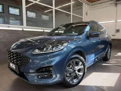 Chromablau metallic (metallic) Gebraucht 2024 Ford Kuga ST-Line SUV | 27.479 € (Superpreis)