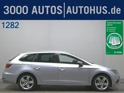 Desire" rot Gebraucht 2019 Seat Leon FR Limousine | 14.890 € (Etwas zu teuer)
