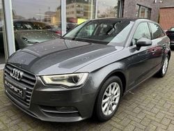 Grau Gebraucht 2014 Audi A3 Sportback Attraction Kleinwagen | 10.900 € (Guter Preis)