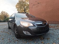 Schwarz Gebraucht 2011 Opel Astra Limousine | 3.450 € (Superpreis)